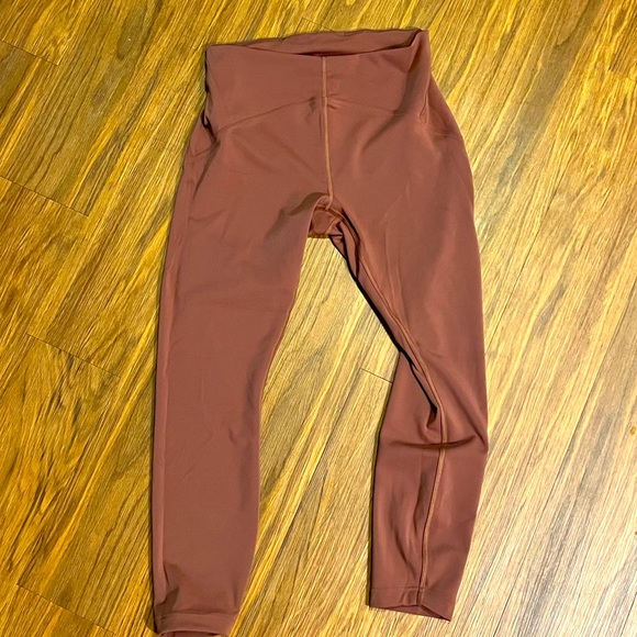 LULULEMON HIGH RISE LEGGINGS - Picture 4 of 4